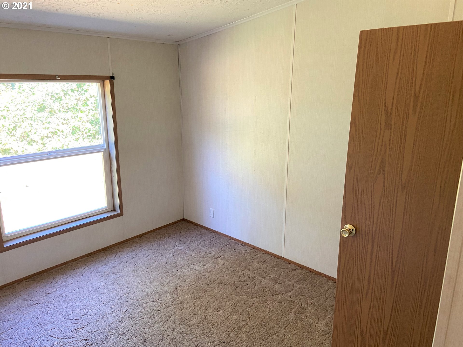 92070 Maple Lane Springfield, OR 97478 - Photo 11 of 16