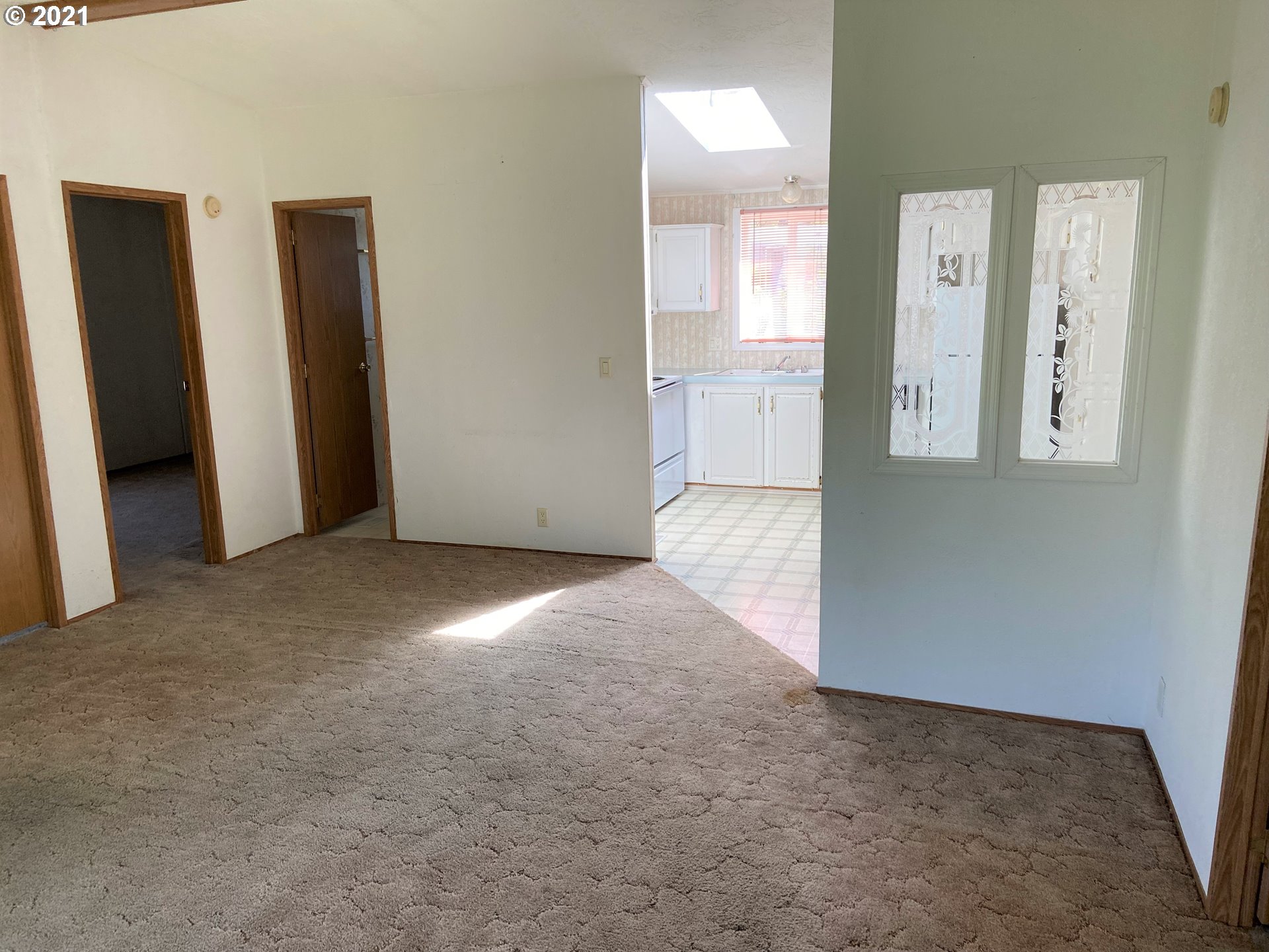 92070 Maple Lane Springfield, OR 97478 - Photo 4 of 16