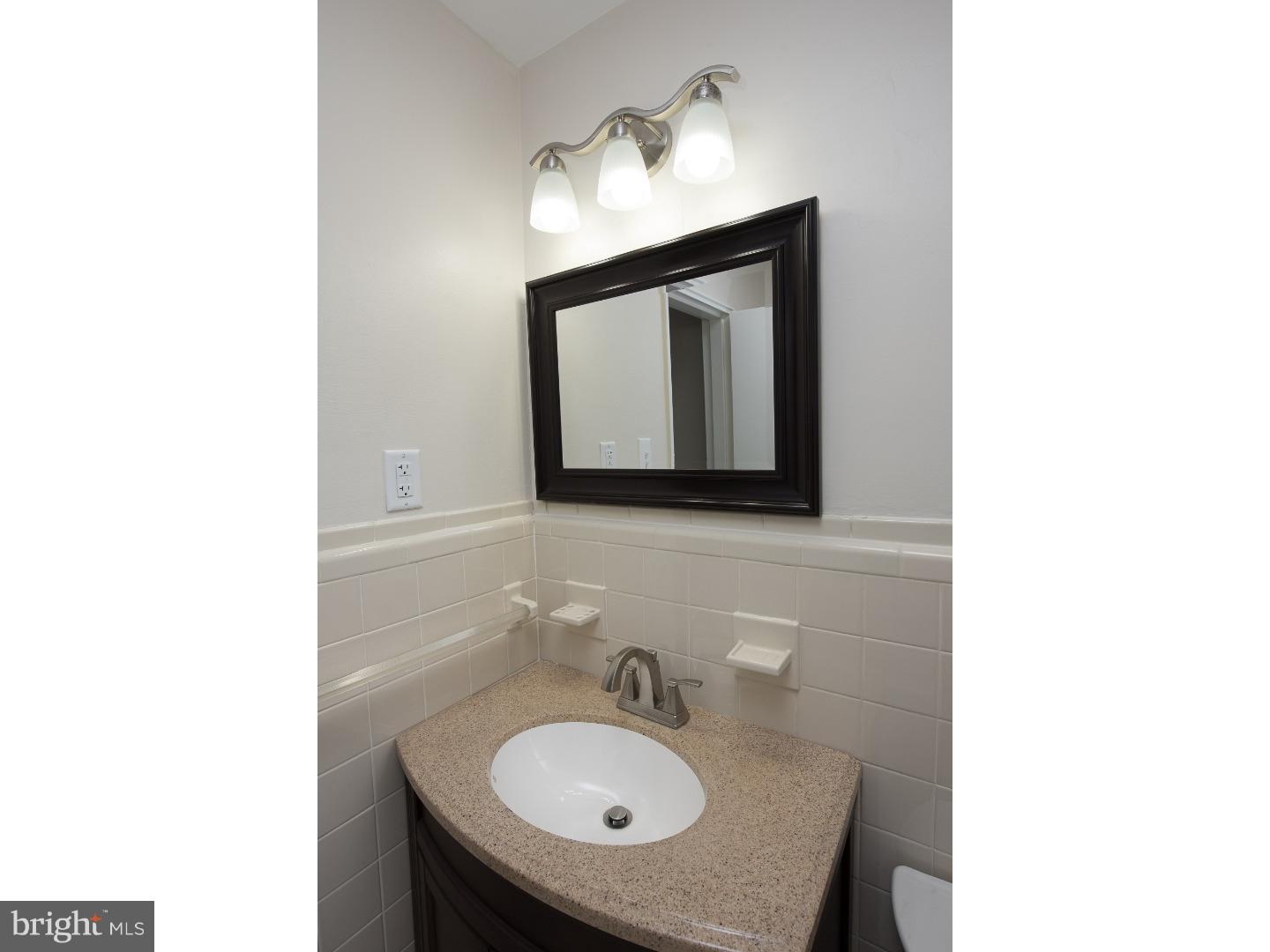 383 Lakeside Road, Unit 202 Ardmore, PA 19003 - Photo 17 of 20
