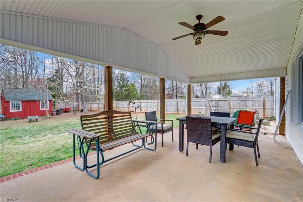 9500 Us Highway Ruffin, NC 27326 - Photo 27 of 41 BEAUTIFUL covered back porch!