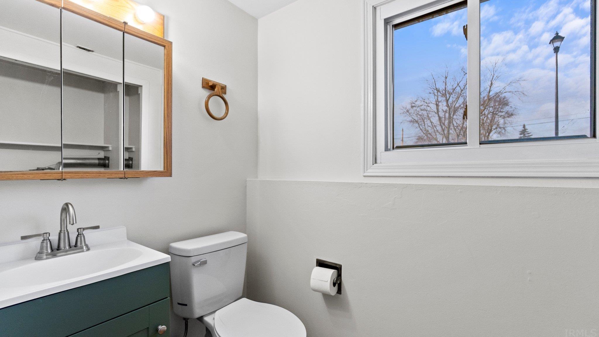 4220 Maplecrest Road Fort Wayne, IN 46815 - Photo 21 of 36