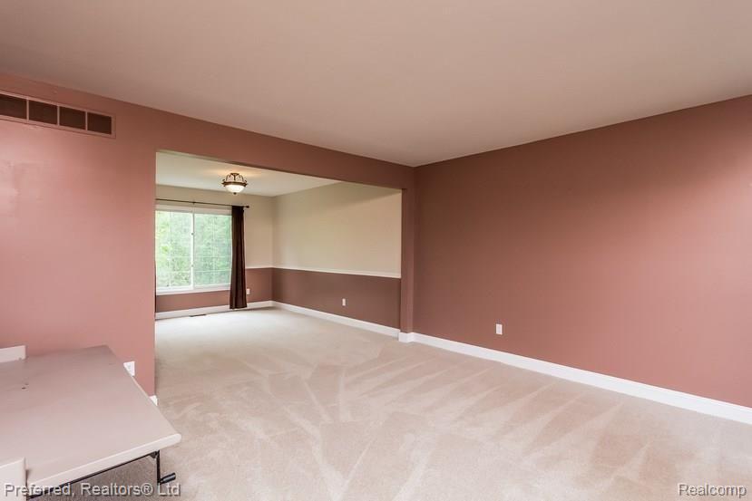 5884 Hathaway Road Canton, MI 48187 - Photo 24 of 49
