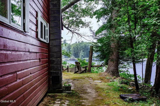 $345,000 | 29 Jackson Road, South Glens Falls, NY 12803