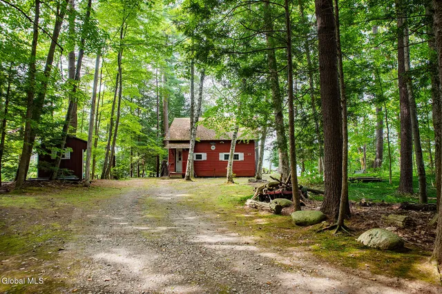 $345,000 | 29 Jackson Road, South Glens Falls, NY 12803