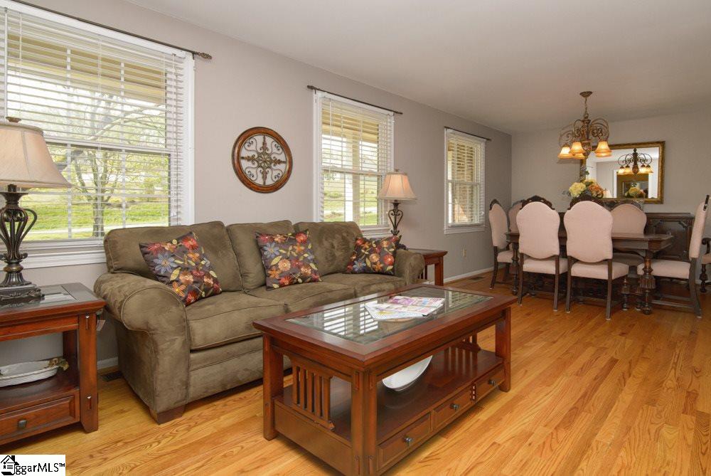 300 Williams Road Travelers Rest, SC 29690 - Photo 4 of 29 Gallery Image 4