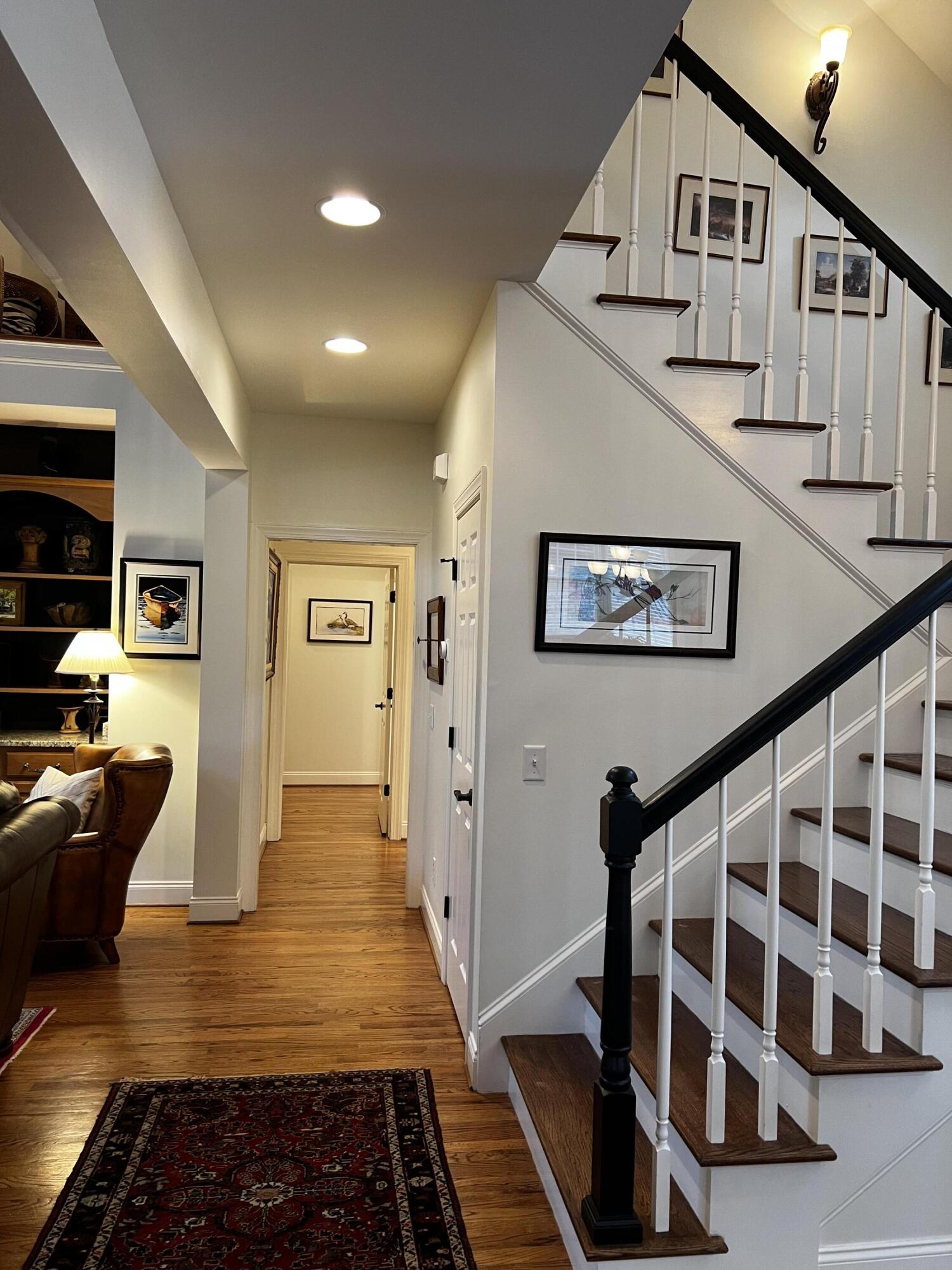 4003 Obar Drive Chattanooga, TN 37419 - Photo 7 of 30 DA717A3E-7B36-42B3-9FDB-072722DC577C