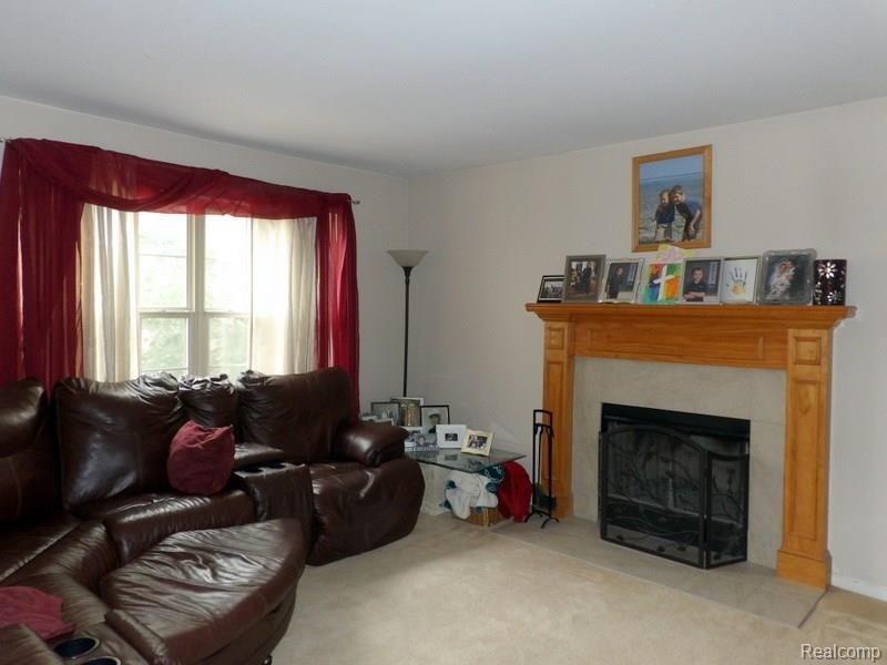 22475 Fawn Road Trenton, MI 48183 - Photo 20 of 64 101_1694.JPG