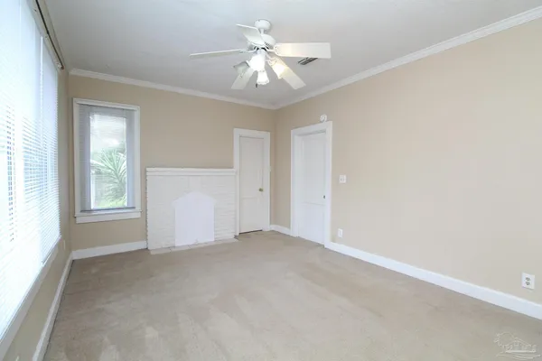 $1,975 | 1504 East Strong Street, Pensacola, FL 32501