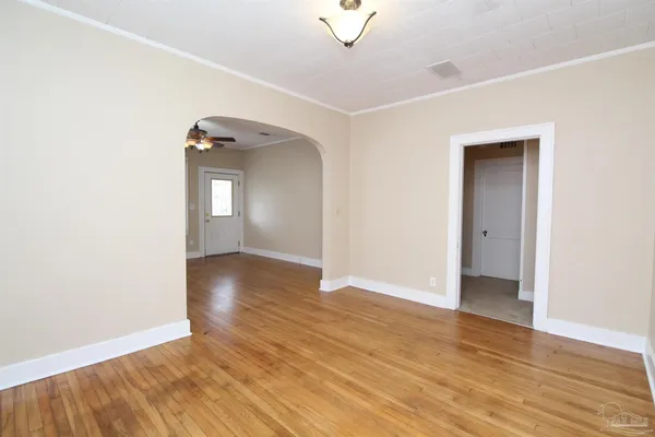 $1,975 | 1504 East Strong Street, Pensacola, FL 32501