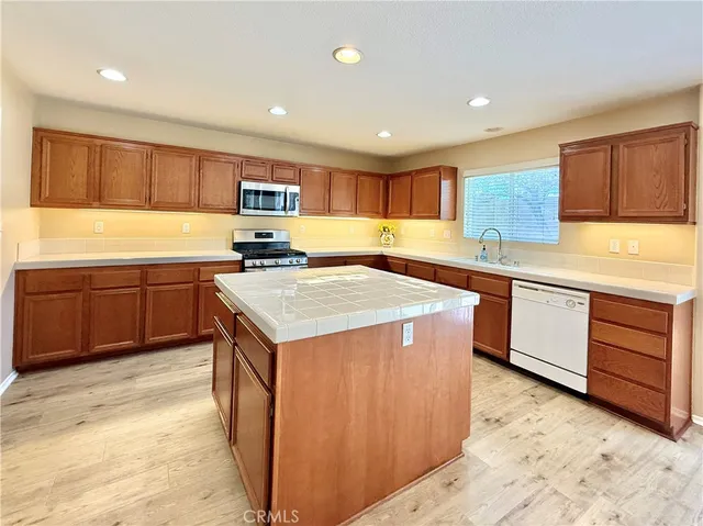 $3,500 | 29064 Azara Street, Murrieta, CA 92563
