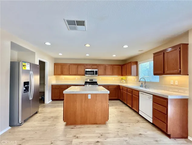 $3,500 | 29064 Azara Street, Murrieta, CA 92563
