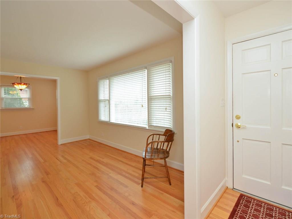 2675 Weymoth Road Winston-Salem, NC 27103 - Photo 2 of 22 Gallery Image 2