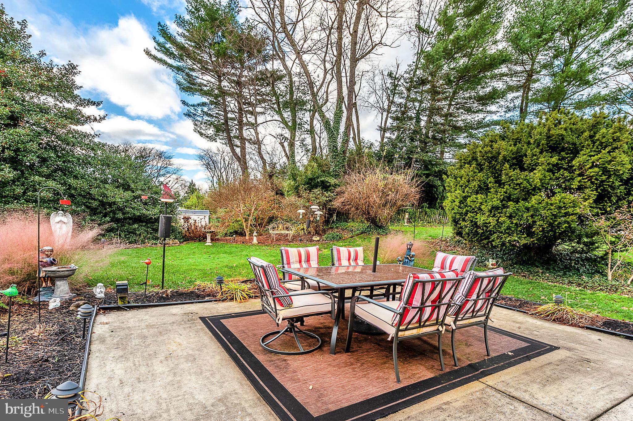 208 Kingsley Road Cherry Hill, NJ 08034 - Photo 13 of 27 Rear Patio