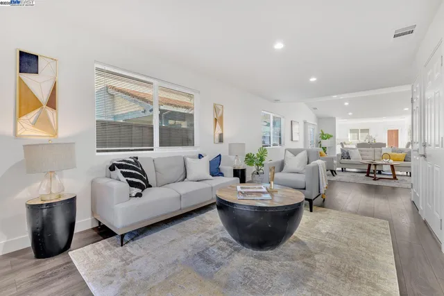 $1,799,999 | 2834 White Acres Drive, San Jose, CA 95148