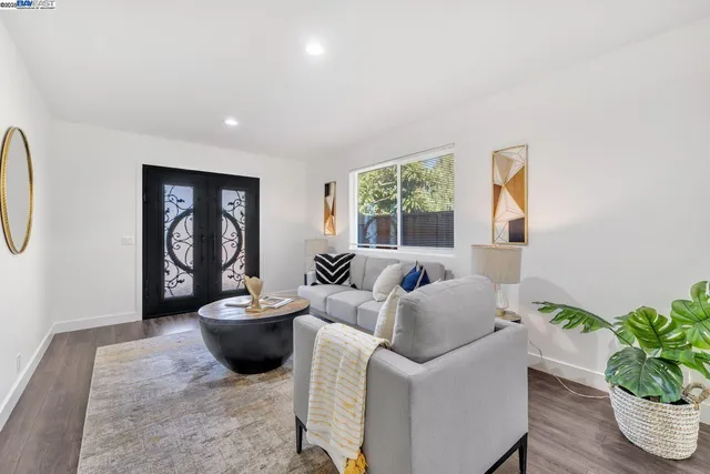 $1,799,999 | 2834 White Acres Drive, San Jose, CA 95148