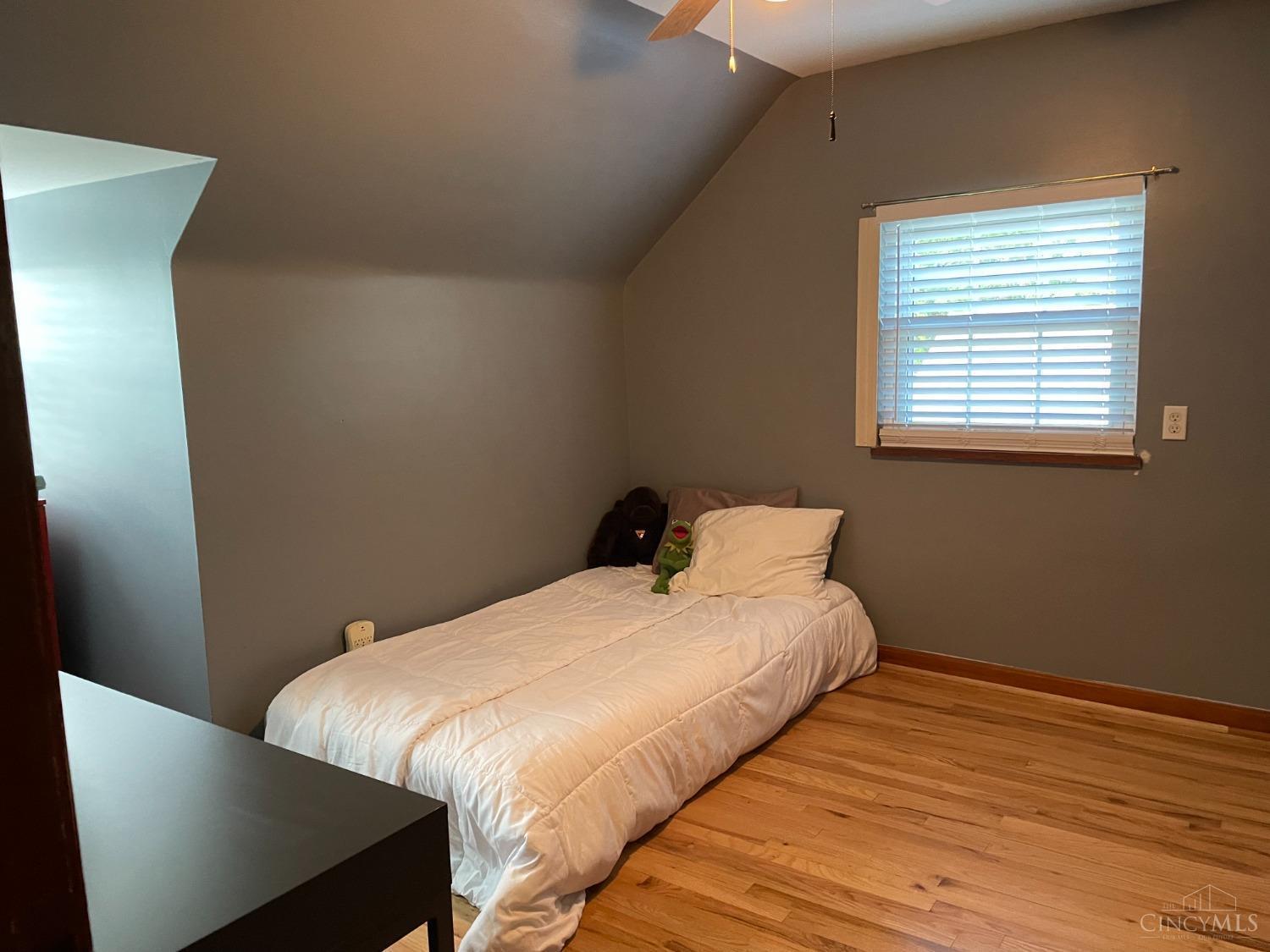 512 West North Bend Road Cincinnati, OH 45224 - Photo 16 of 22