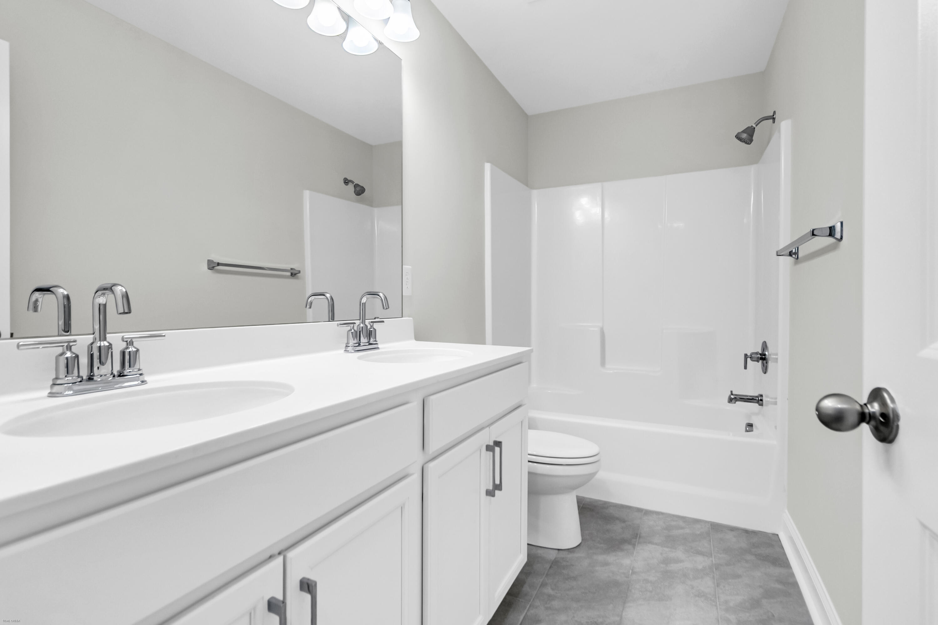 293 Red Leaf Boulevard Moncks Corner, SC 29461 - Photo 27 of 54 Full Hall Bathroom