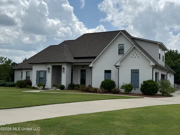 $689,000 | 115 Crossview Place, Brandon, MS 39047