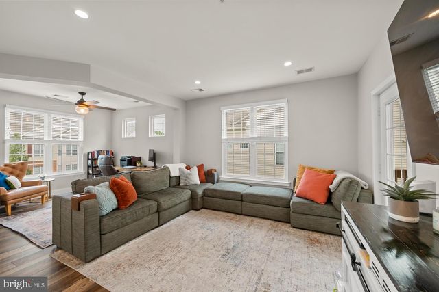 $420,000 | 6481 Cheyenne Drive, Unit 301, Alexandria, VA 22312