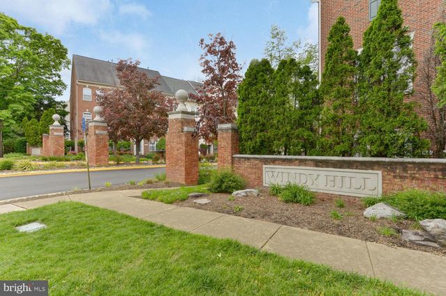 $420,000 | 6481 Cheyenne Drive, Unit 301, Alexandria, VA 22312