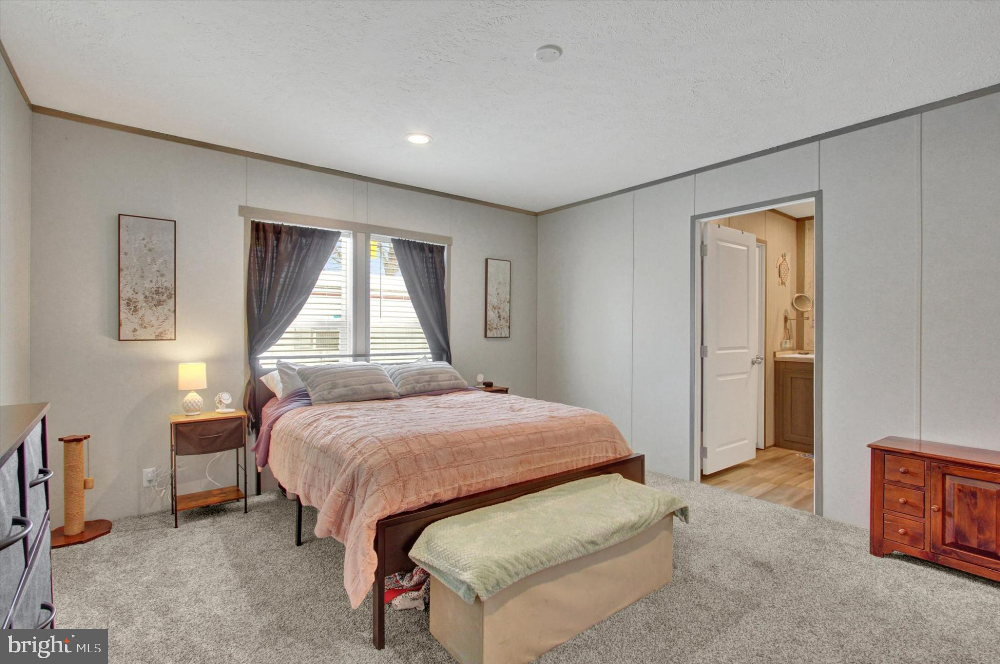 39 B Street York, PA 17408 - Photo 10 of 20 Serene bedroom with natural light and warmth.