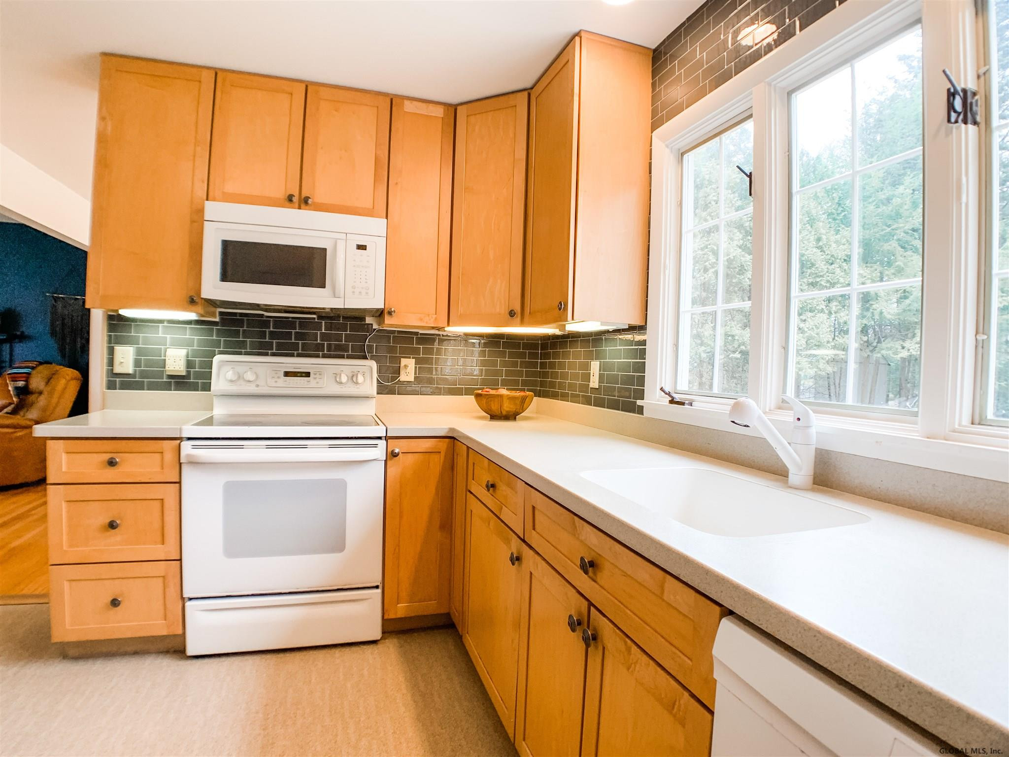 29 Gladwish Road Bethlehem, NY 12054 - Photo 15 of 35 Photo 15