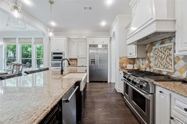 $1,745,000 | 5803 Chalford Common, Colleyville, TX 76034