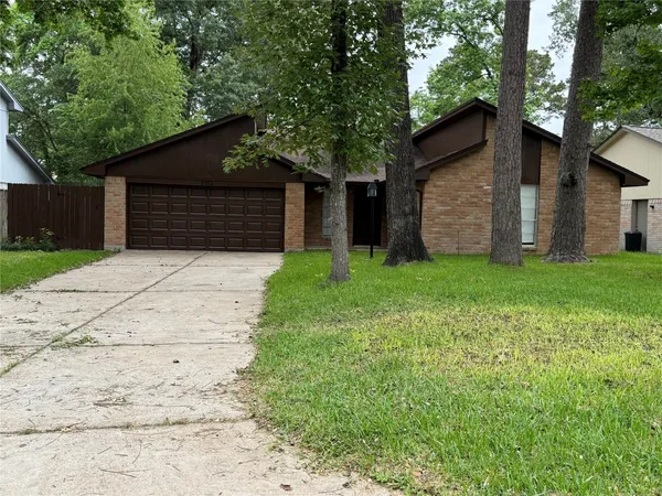 $2,050 | 2075 Little Cedar Drive, Houston, TX 77339