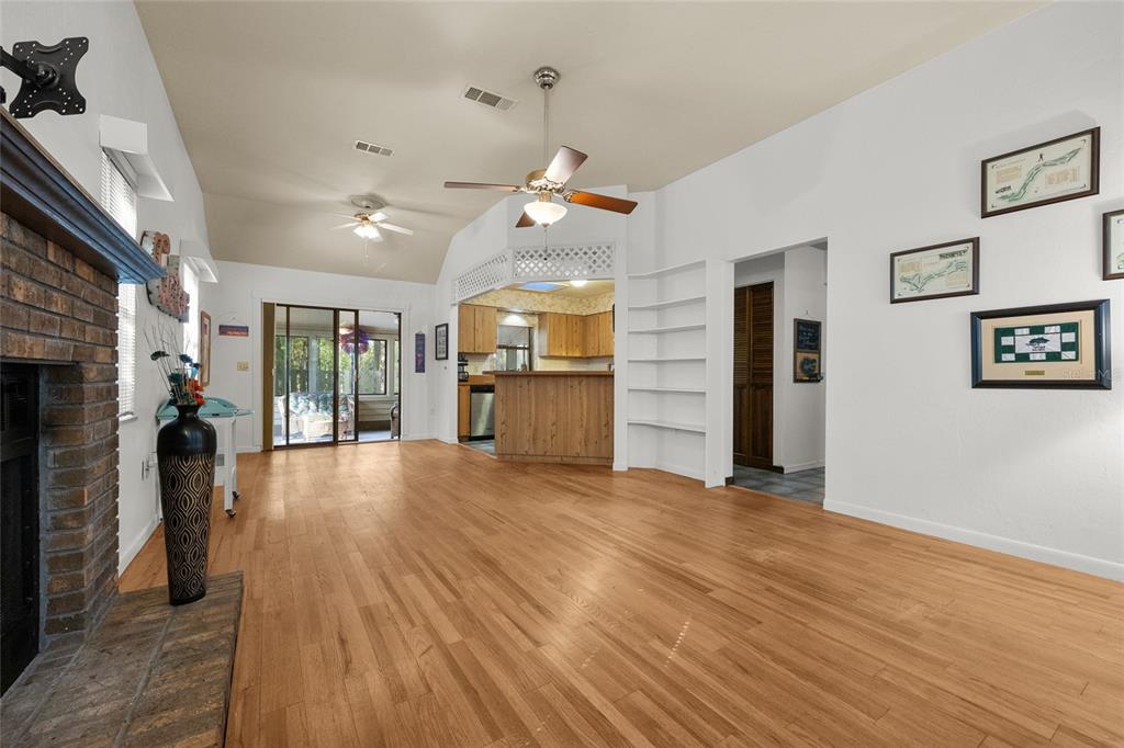 5128 Southwest 86 Terrace Gainesville, FL 32608 - Photo 12 of 23