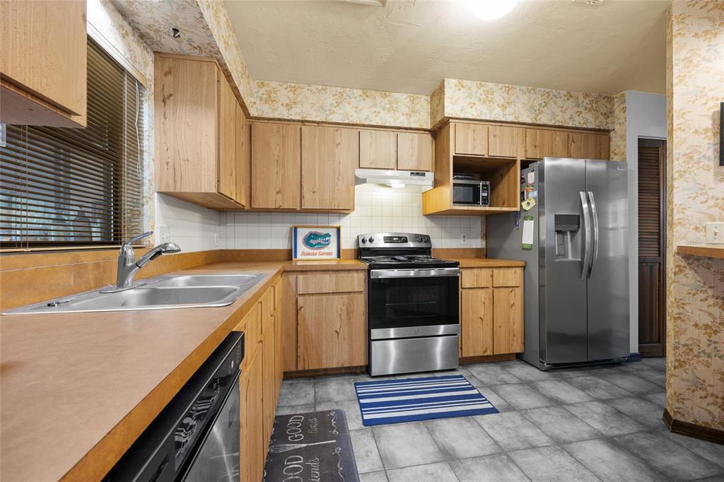 5128 Southwest 86 Terrace Gainesville, FL 32608 - Photo 7 of 23