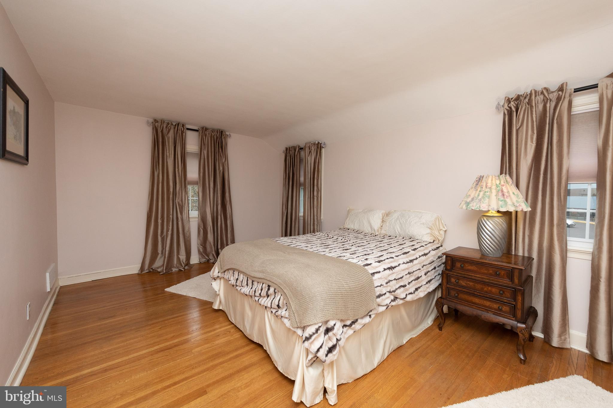 2132 Welsh Road Philadelphia, PA 19115 - Photo 14 of 25 Gallery Image 14