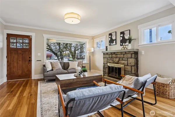 $504,950 | 4501 Pacific Avenue, Tacoma, WA 98418