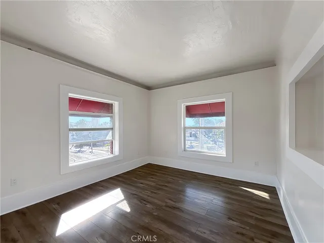 $299,500 | 800 Pacific Avenue, Unit 300, Long Beach, CA 90813