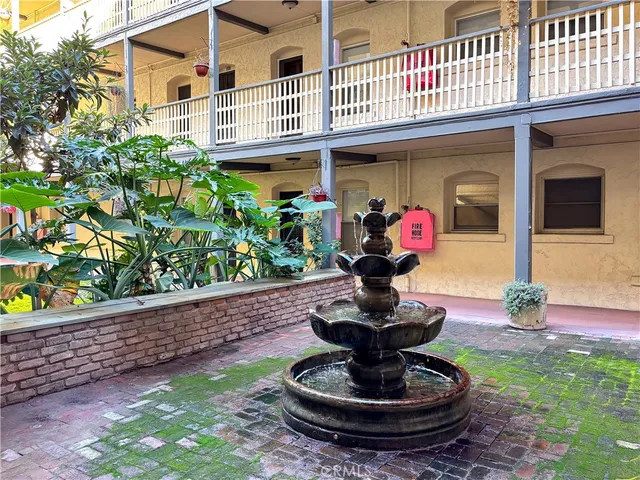 $299,500 | 800 Pacific Avenue, Unit 300, Long Beach, CA 90813