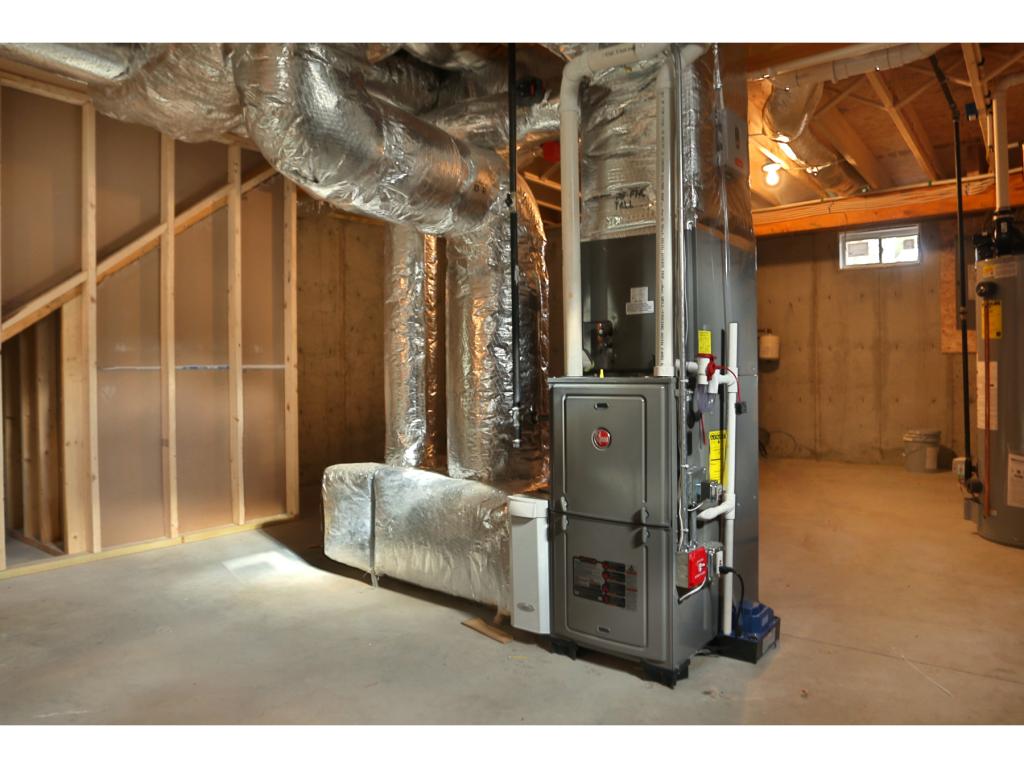 105 Folly Mill Road, Unit 105 Seabrook, NH 03874 - Photo 16 of 17 Gallery Image 16