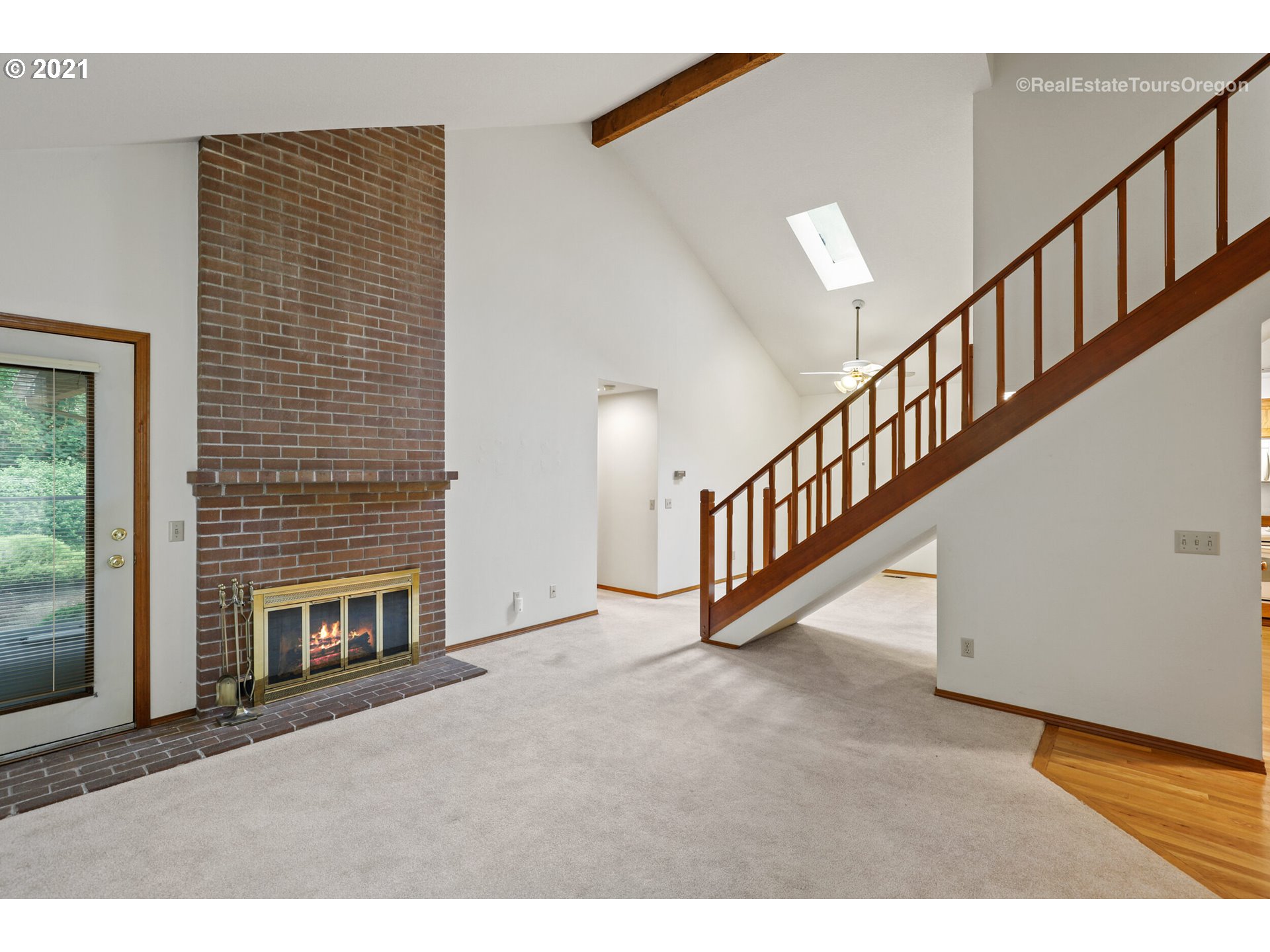 13310 Southwest Gallop Court Beaverton, OR 97008 - Photo 7 of 32