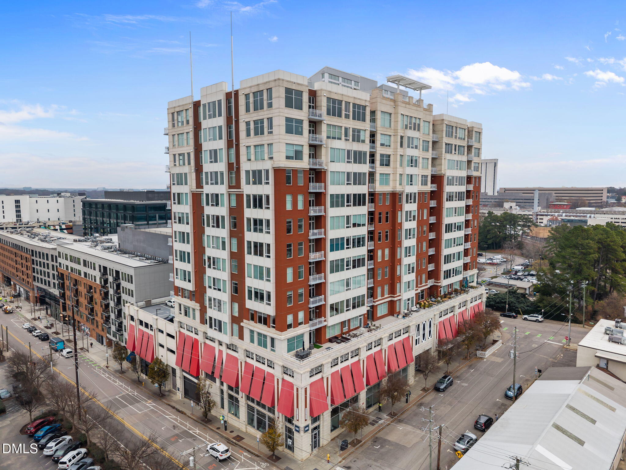 400 West North Street, Unit 814 Raleigh, NC 27603 - Photo 2 of 45 a front view of a multi story building