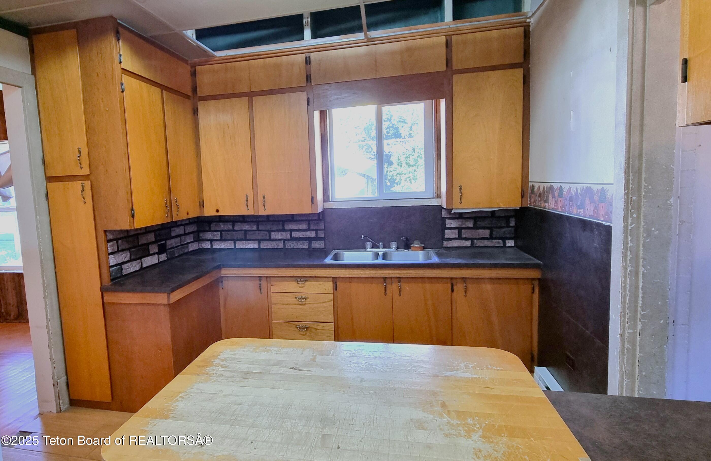 641 Fremont Street Ashton, ID 83420 - Photo 18 of 21 20251006_100610