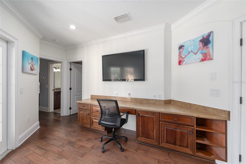695 Southeast 47th Loop Ocala, FL 34480 - Photo 30 of 79 a livingroom with workspace and a window
