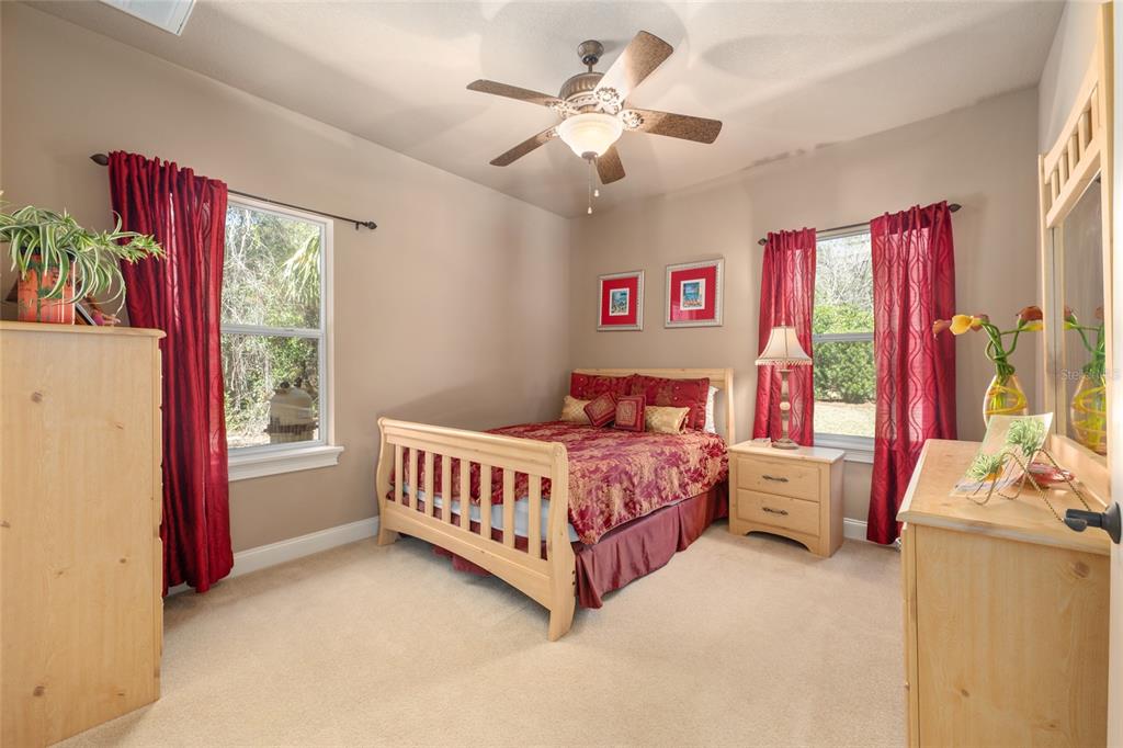 695 Southeast 47th Loop Ocala, FL 34480 - Photo 66 of 79 a room with furniture and windows