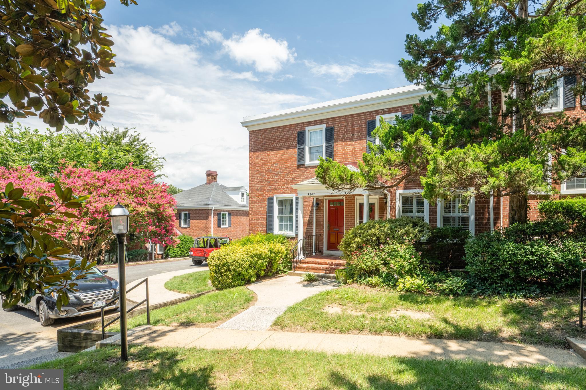 WELCOME HOME TO 4205 32ND RD S, ARLINGTON