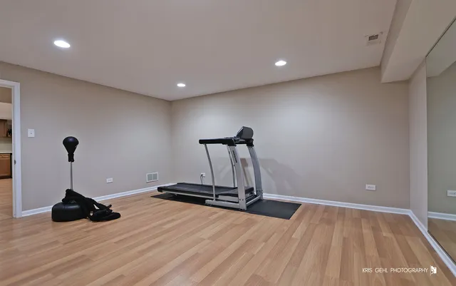 $860,000 | 403 North White Deer Trail, Vernon Hills, IL 60061