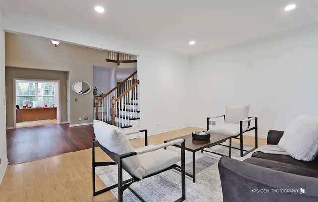 $860,000 | 403 North White Deer Trail, Vernon Hills, IL 60061