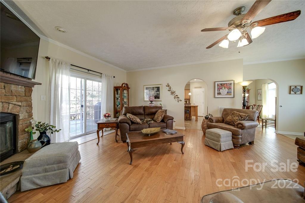 1561 Thomas Road Polkton, NC 28135 - Photo 11 of 46 Gallery Image 11