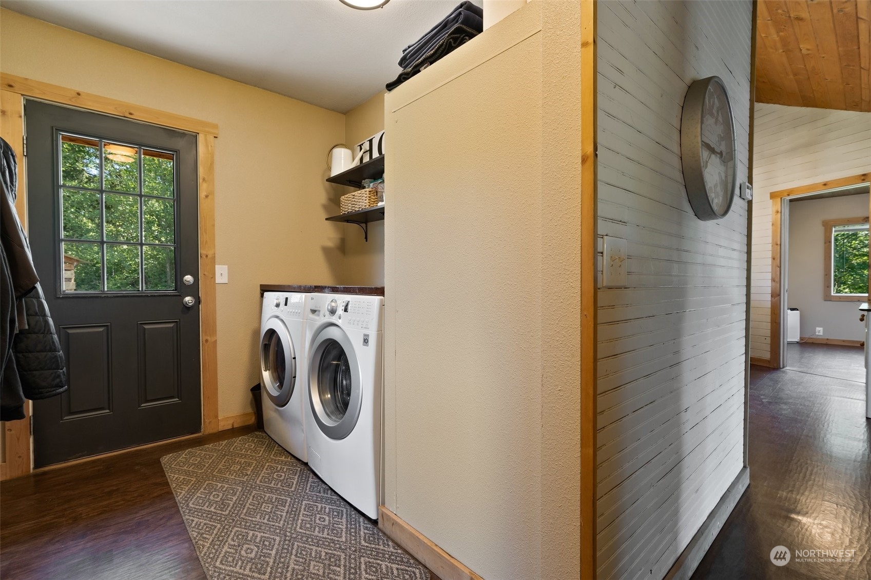 239 View Ridge Road Onalaska, WA 98570 - Photo 23 of 33 a utility room with dryer and washer