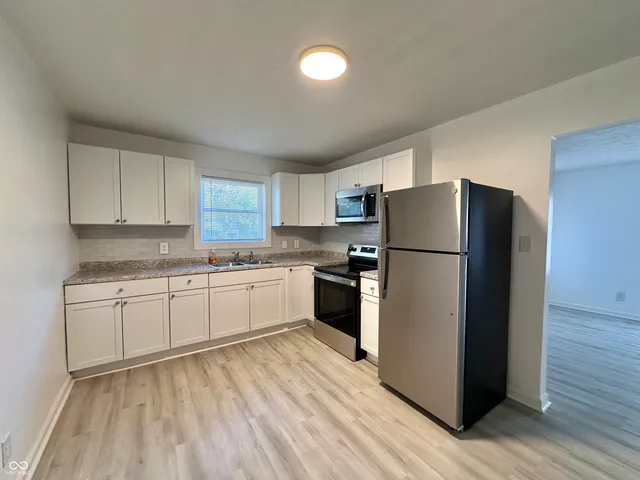 $169,900 | 2823 North Gladstone Avenue, Indianapolis, IN 46218