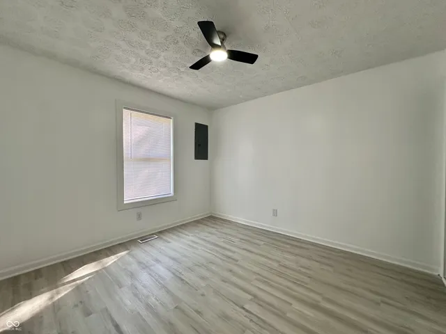 $169,900 | 2823 North Gladstone Avenue, Indianapolis, IN 46218