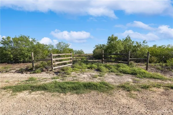 $169,900 | 136 Paseo De La, Rio Grande City, TX 78582
