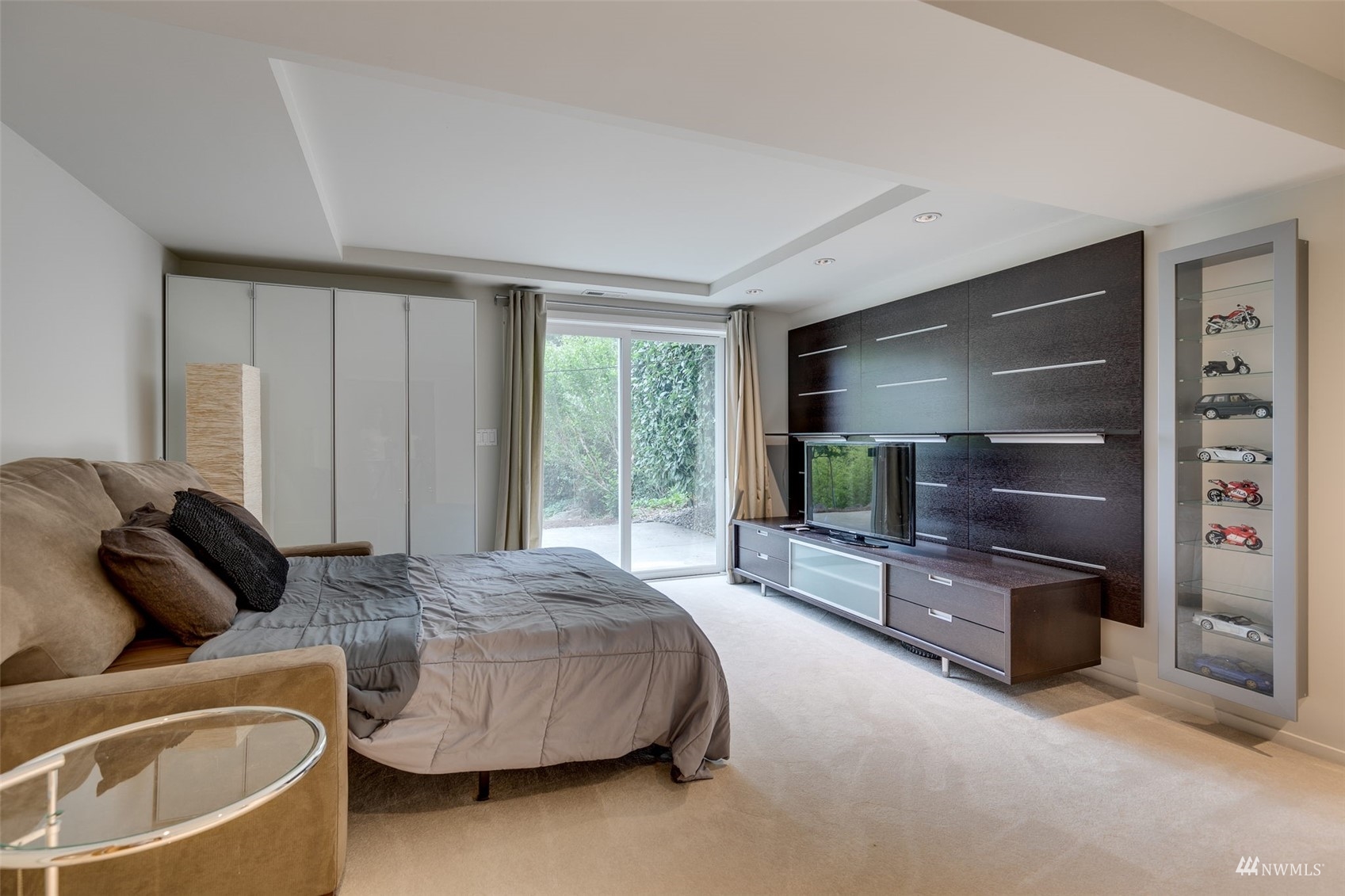 22417 4th Avenue Southeast Bothell, WA 98021 - Photo 19 of 27 a living room with furniture and a flat screen tv