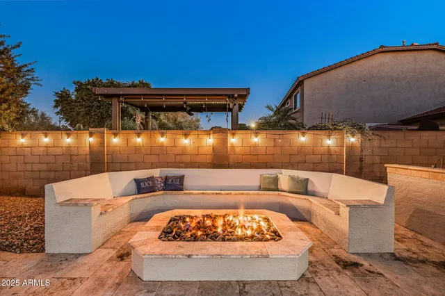 a view of livingroom with furniture and wooden floor